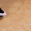 Men's Sports Shoes Casual Shoes Shock-absorbing Air Cushion Shoes for Running and Basketball Shoes